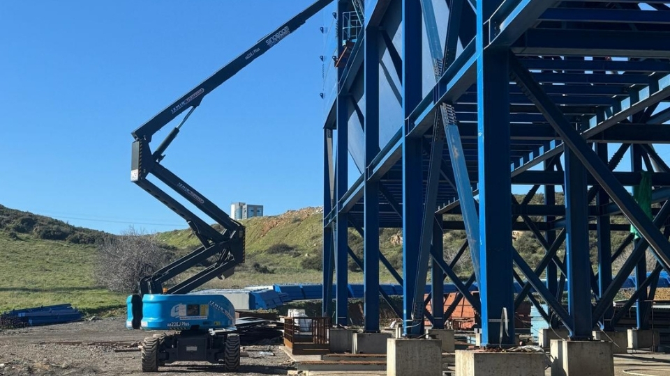 İzmir Kiralık Manlift, İzmir Kiralık Manlift Firmaları, İzmir Kiralık Manlift Fiyatları, İzmir Makaslı Kiralık Manlift, Kiralık Manlift Fiyatları İzmir, Manlift Kiralama İzmir 